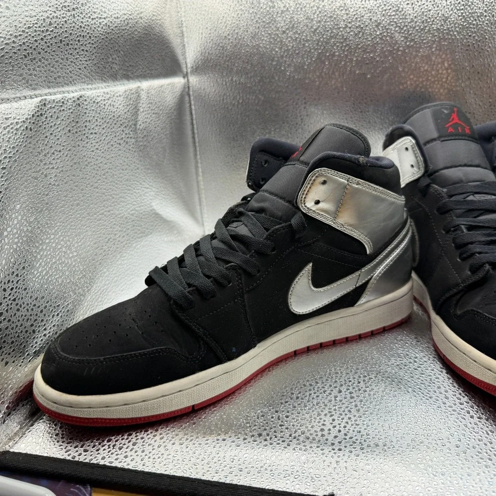 Size‎ 9.5 Jordan 1 Mid Johnny Kilroy Black/Silver/White Mens Sneakers 554724-057